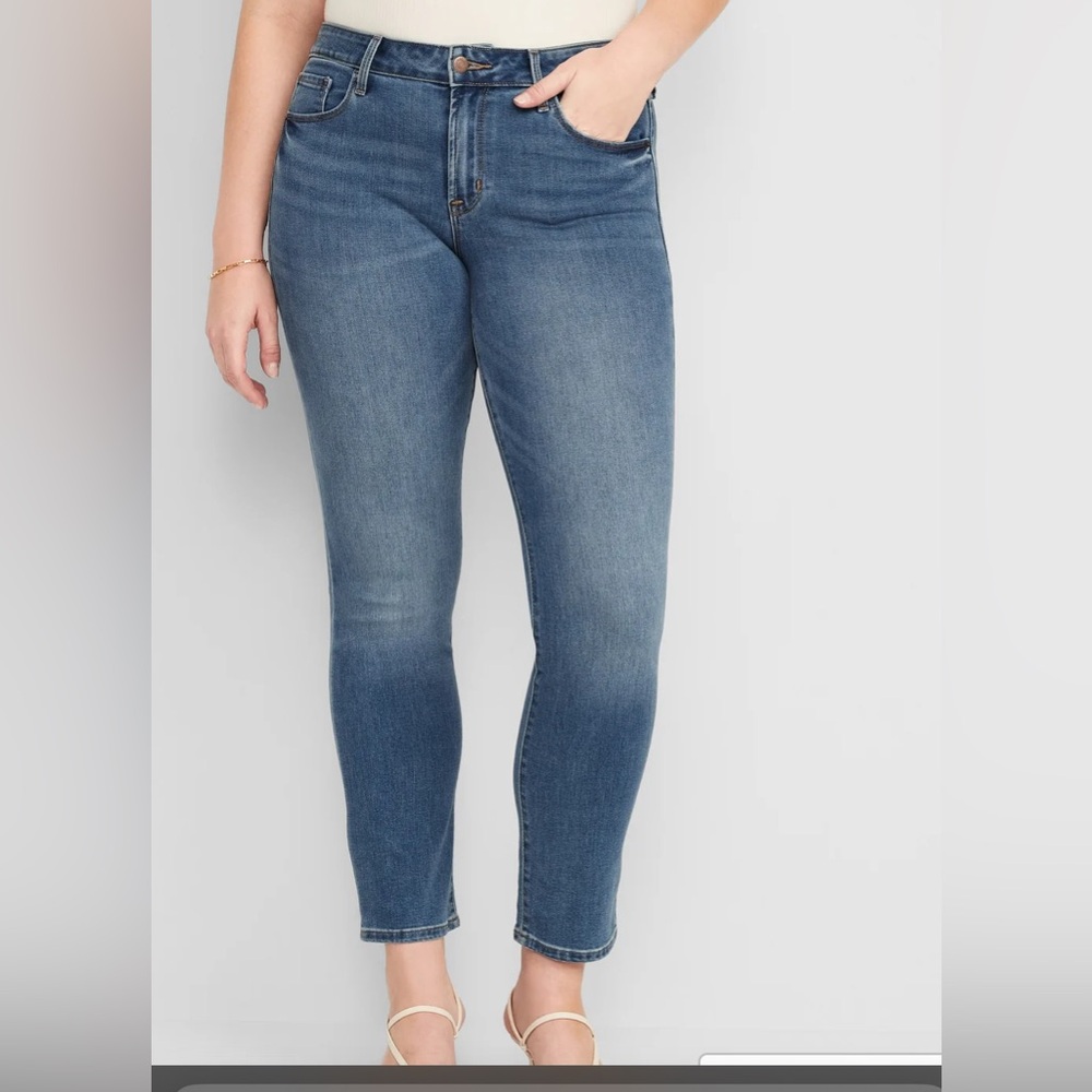 Old Navy Power Slim Straight Mid Rise Jeans